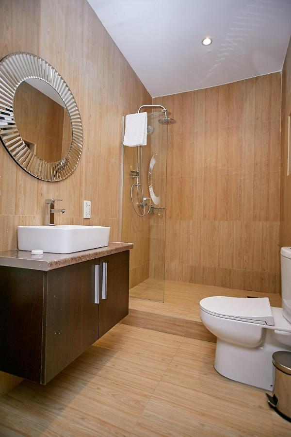 The Cabin Hotel アクラ エクステリア 写真